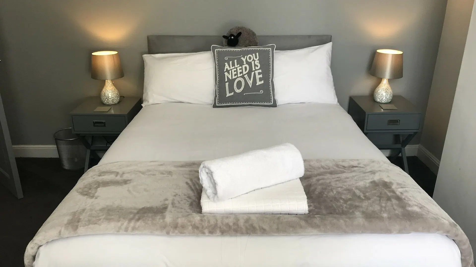 Inn Cardiff 0*,  United Kingdom